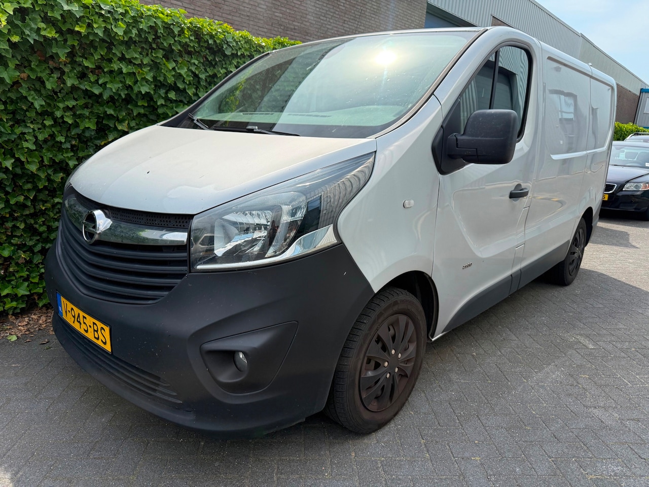 Opel Vivaro - 1.6 CDTI L1H1 Sport EcoFlex 1.6 CDTI L1H1 Sport EcoFlex - AutoWereld.nl
