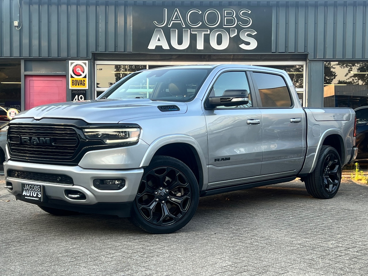 Dodge Ram 1500 - 5.7 V8 4x4 Crew Cab Limited TH Anniversary - AutoWereld.nl