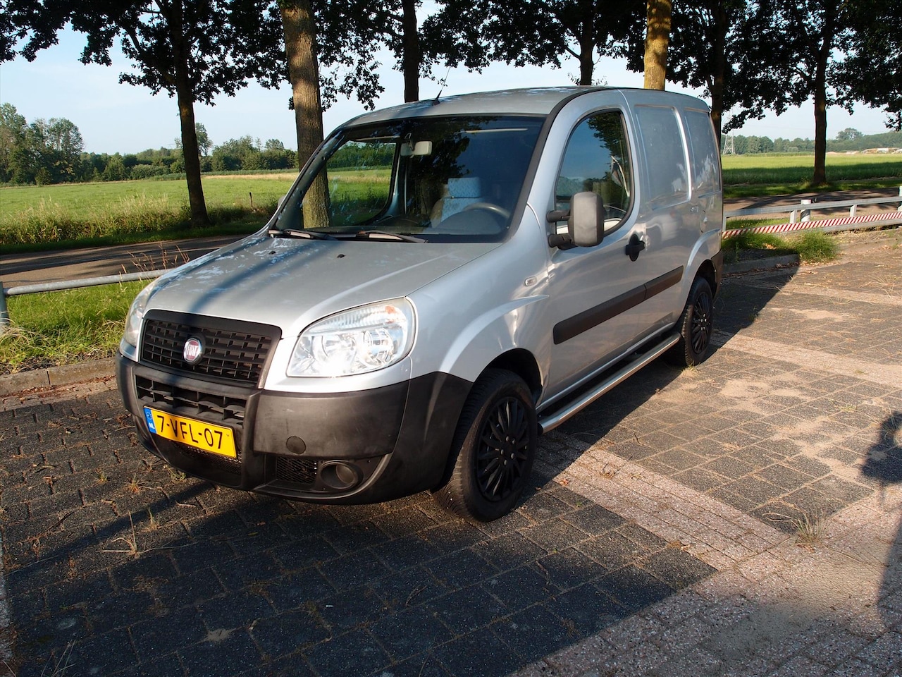 Fiat Doblò - 1.3 JTD DPF 500. 2 Achterdeuren. Schuifdeur - R - AutoWereld.nl