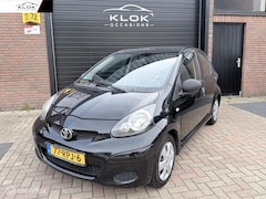 Toyota Aygo - 1.0-12V Now NAP Airco Navi Carplay