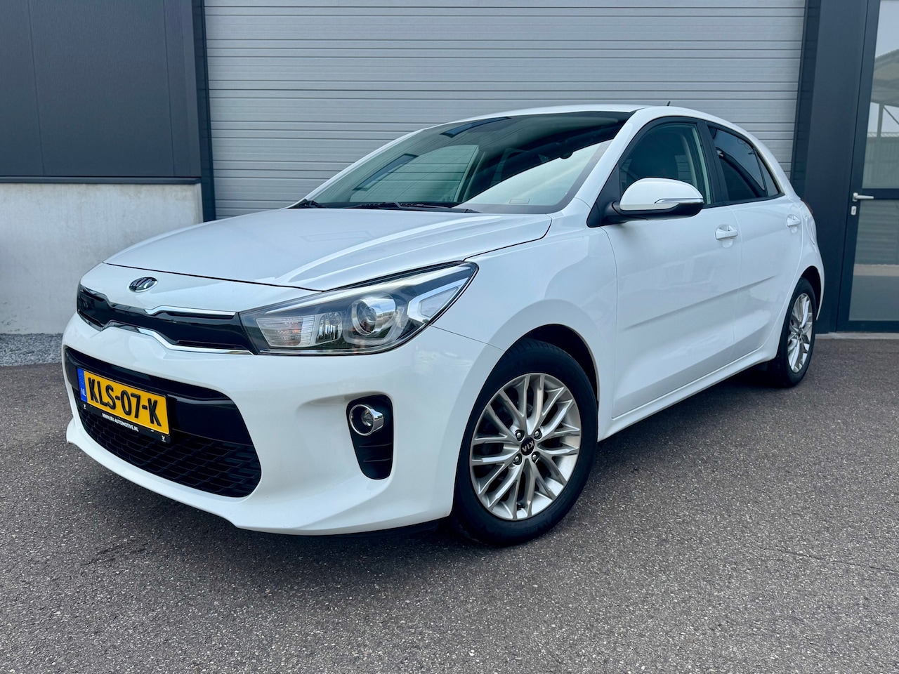 Kia Rio - 1.2 CVVT / Cruise / Apple Carplay Android Auto - AutoWereld.nl