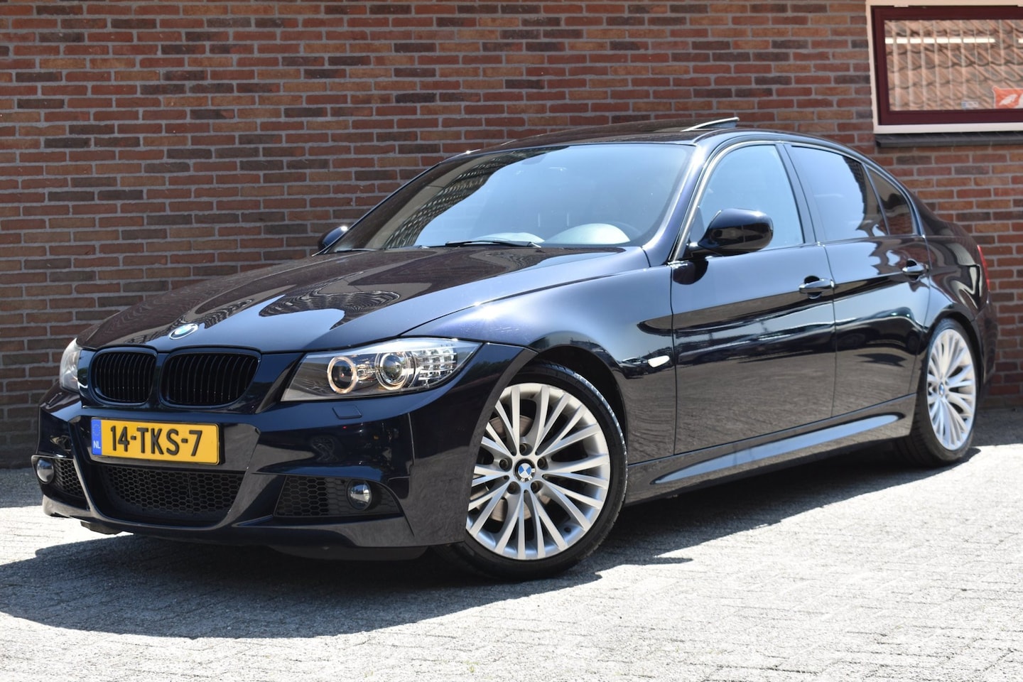 BMW 3-serie - 325i M-sport '12 schuifdak, org. Nederlands geleverd - AutoWereld.nl