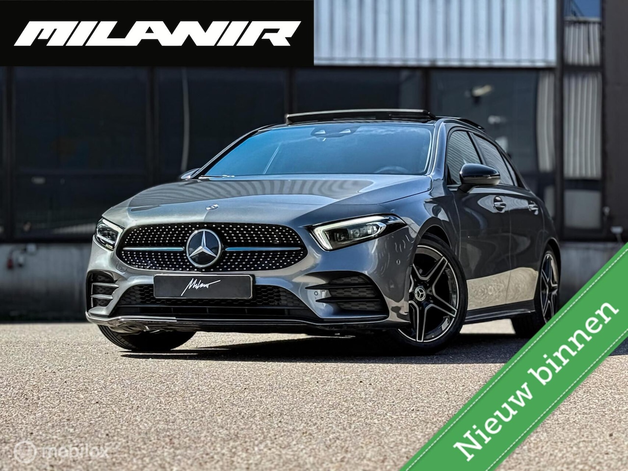 Mercedes-Benz A-klasse - 180 AMG Line |Pano |Memory |Carplay - AutoWereld.nl