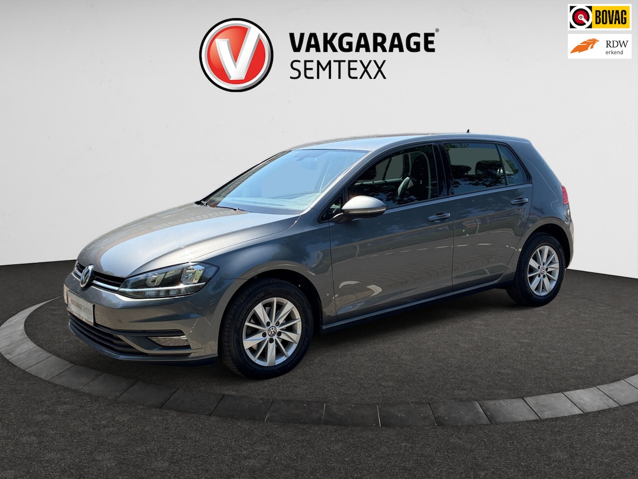 Volkswagen Golf - 1.0 TSI Comfortline | Slechts 80.000 KM | Boekjes Aanwezig | Cruise | PDC Achter | Apple C - AutoWereld.nl