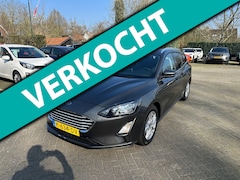 Ford Focus Wagon - 1.0 EcoBoost Trend Edition Business , navigatie , pdc voor en achter
