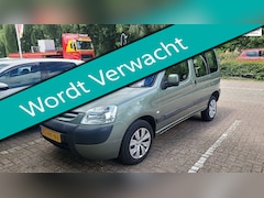 Peugeot Partner MPV - 1.6-16V XT 110pk Airco Cruise Trekhaak 1100kg. Hoge instap