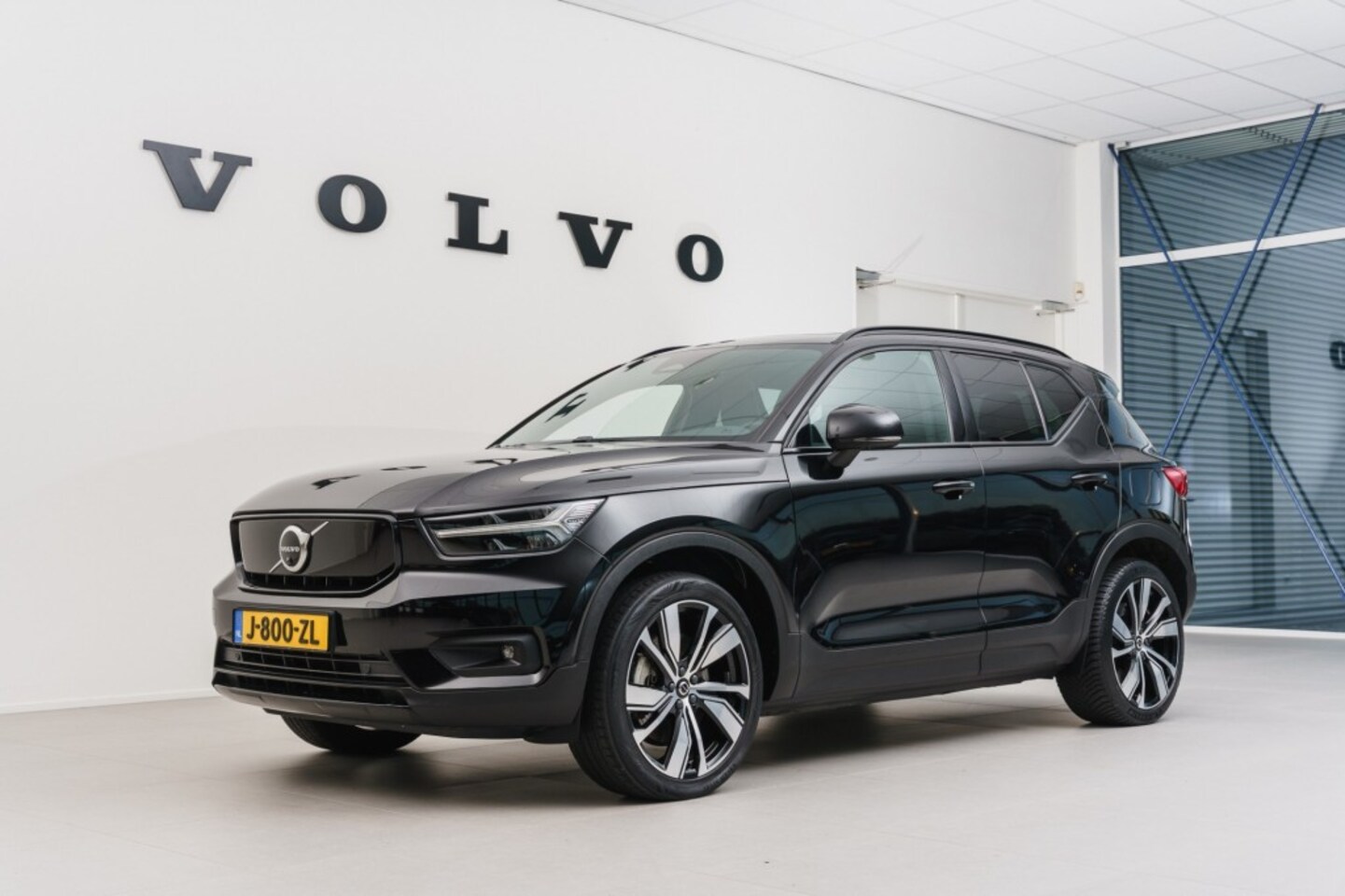 Volvo XC40 - P8 AWD Recharge, Pure Electric - AutoWereld.nl