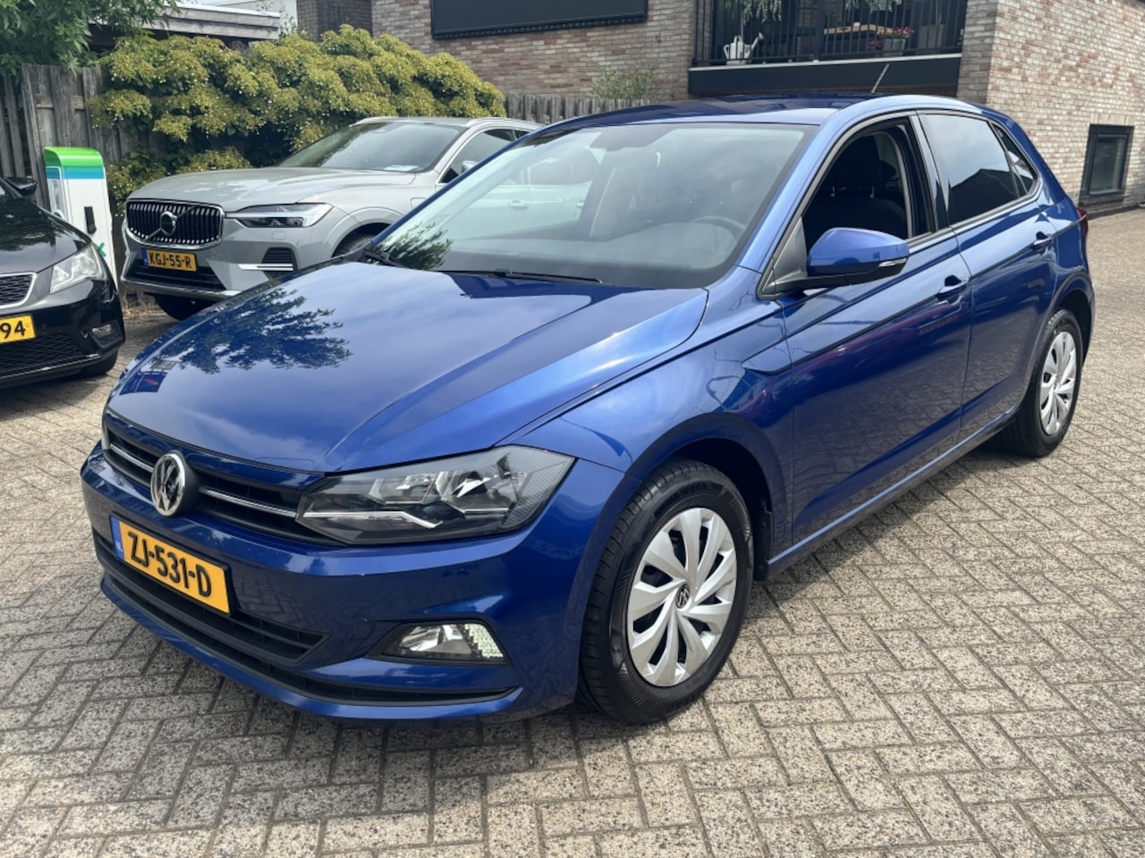 Volkswagen Polo - 1.0 MPI Comfortline | Apple car play | Getint glas achter | Rubb - AutoWereld.nl