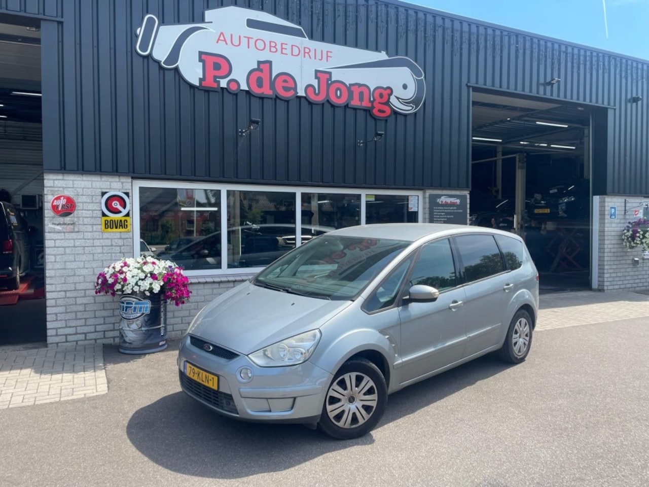 Ford S-Max - 2.0 TITANIUM FL. 5 persoons uitvoering met trekhaak Climate Cruise. - AutoWereld.nl