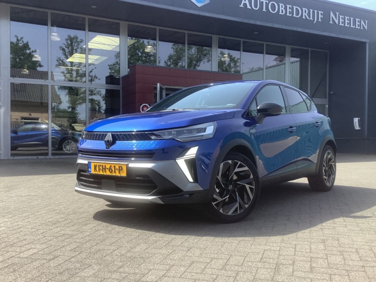 Renault Captur - 1.6 E-Tech Hybrid 145 Esprit Alpine 1.6 E-tech Hybrid 145 ESPRIT ALPINE - AutoWereld.nl