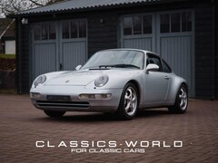 Porsche 911 - Carrera 4 with sunroof