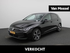Volkswagen Golf - 1.5 eHybrid Life Edition | 204 pk | Soh 100% | Navigatie | Camera | Parkeersensoren | Adap