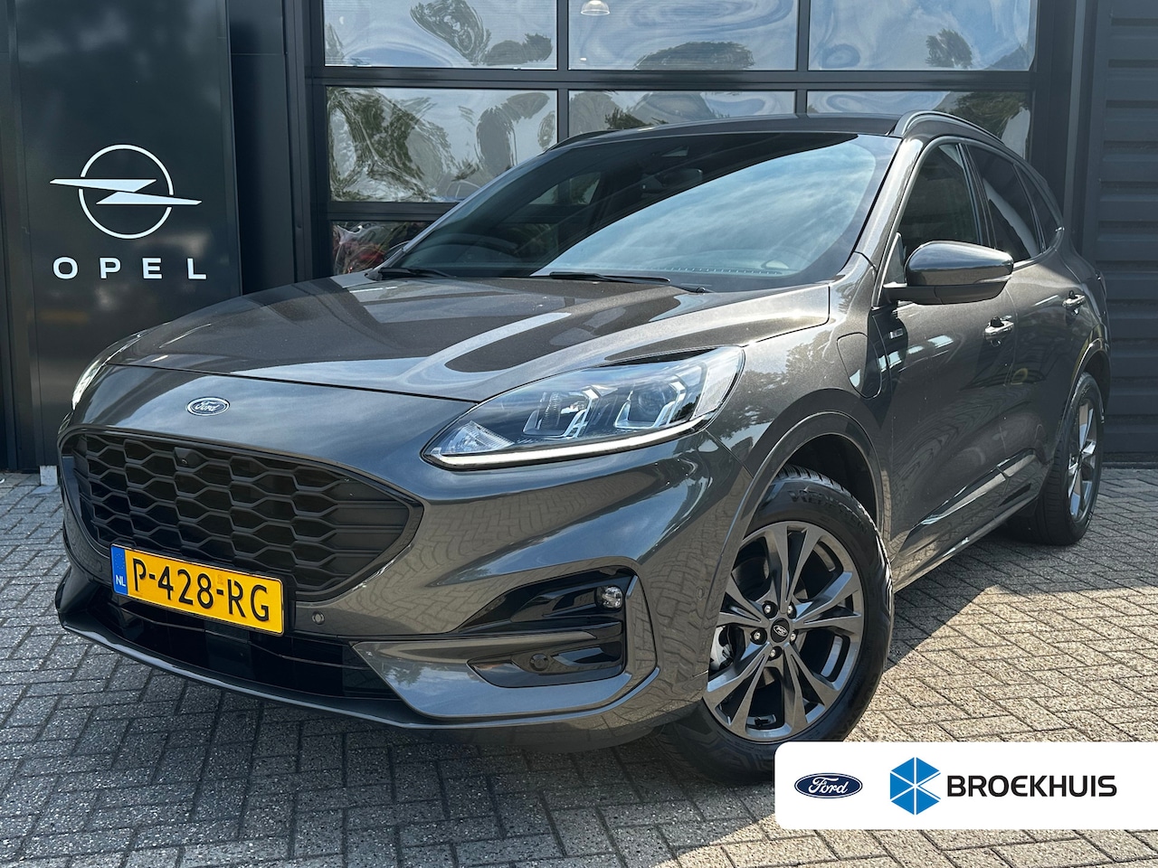 Ford Kuga - 2.5 PHEV 225 PK ST-Line | AFNMB. TREKHAAK| ADAPTIEVE CRUISE CONTROL| STOEL, STUUR, VOORRUI - AutoWereld.nl