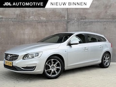 Volvo V60 - 2.0 T3 Ocean Race | Trekhaak | Navigatie | Leder | Stoel/Stuur verwarming | Standkachel |