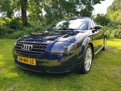 Audi TT Roadster - 1.8 5V Turbo Complete onderhoudshistorie. Blauw Metallic. 5-2003.