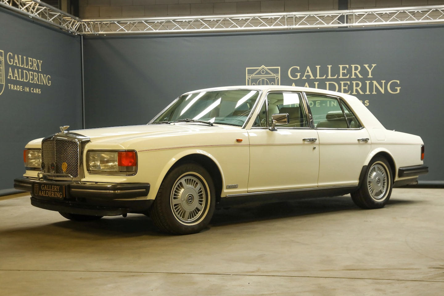 Bentley Eight - Saloon "Acrylic White over Parchment" Owned by the first owner for 34 years - 3 owners in - AutoWereld.nl