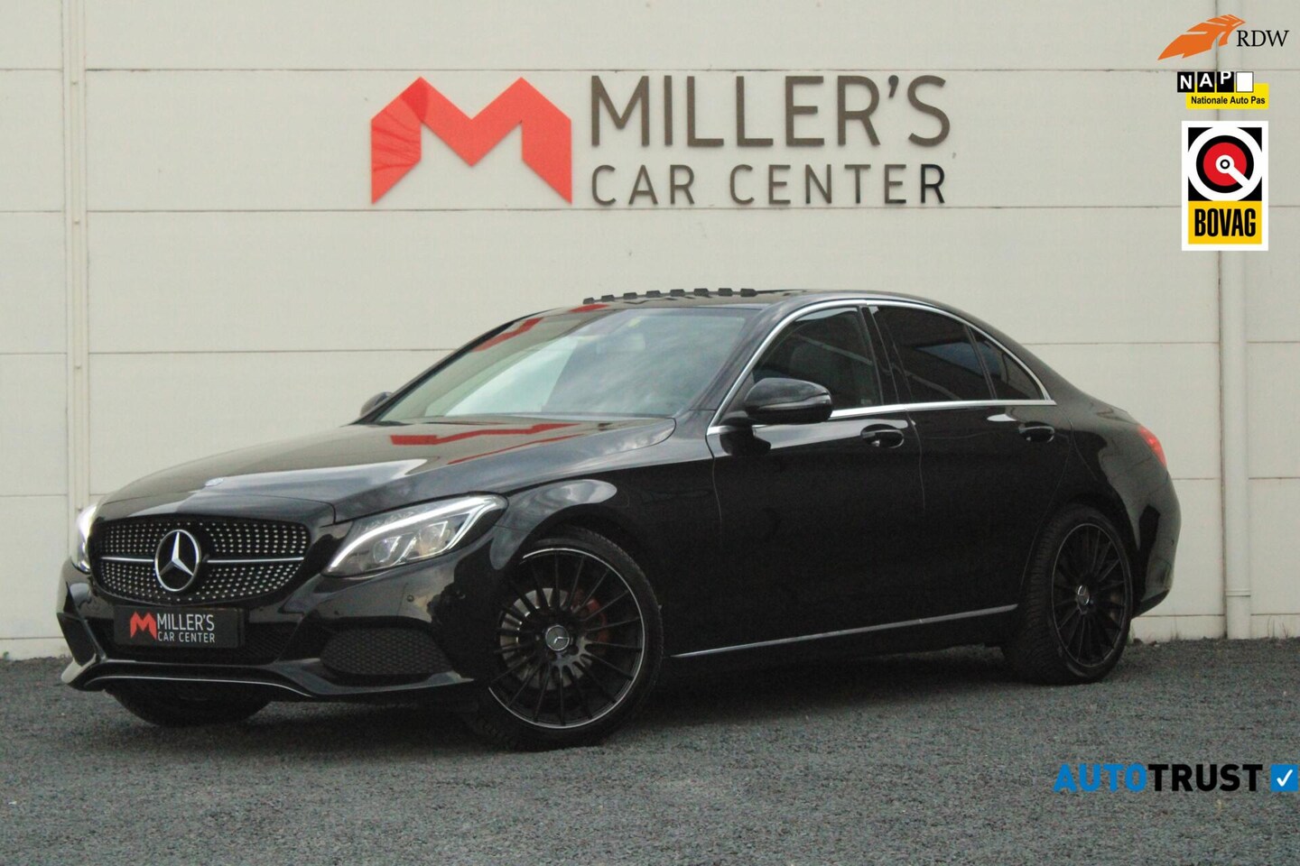 Mercedes-Benz C-klasse - 220 CDI Prestige AMG Pano PDC Black 170 PK - AutoWereld.nl