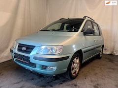 Hyundai Matrix - 1.6i Silver Edition - Schade