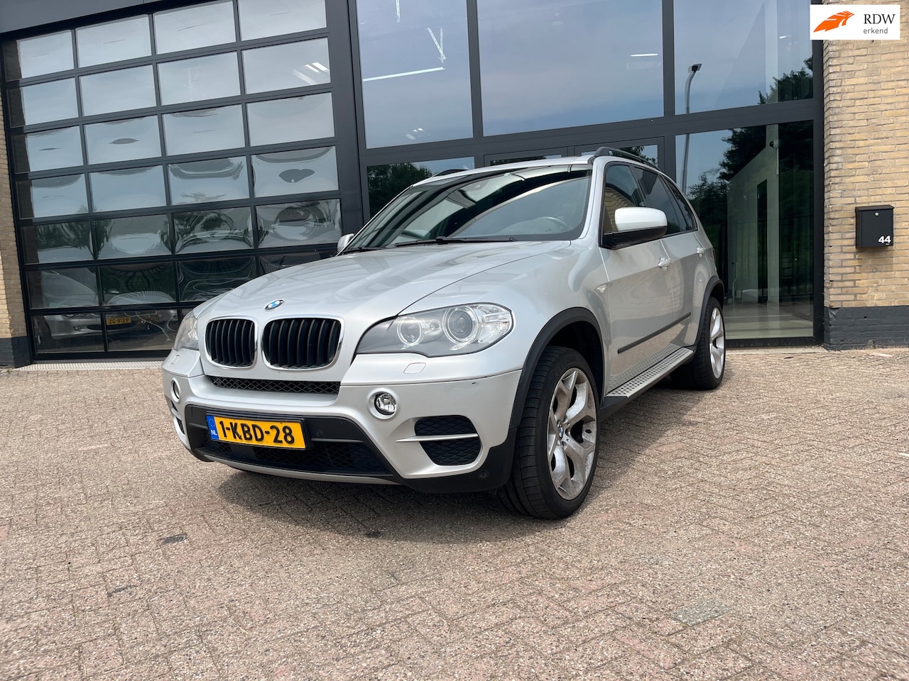 BMW X5 - XDrive35i High Executive,Panodak,Head-Up,Leer - AutoWereld.nl
