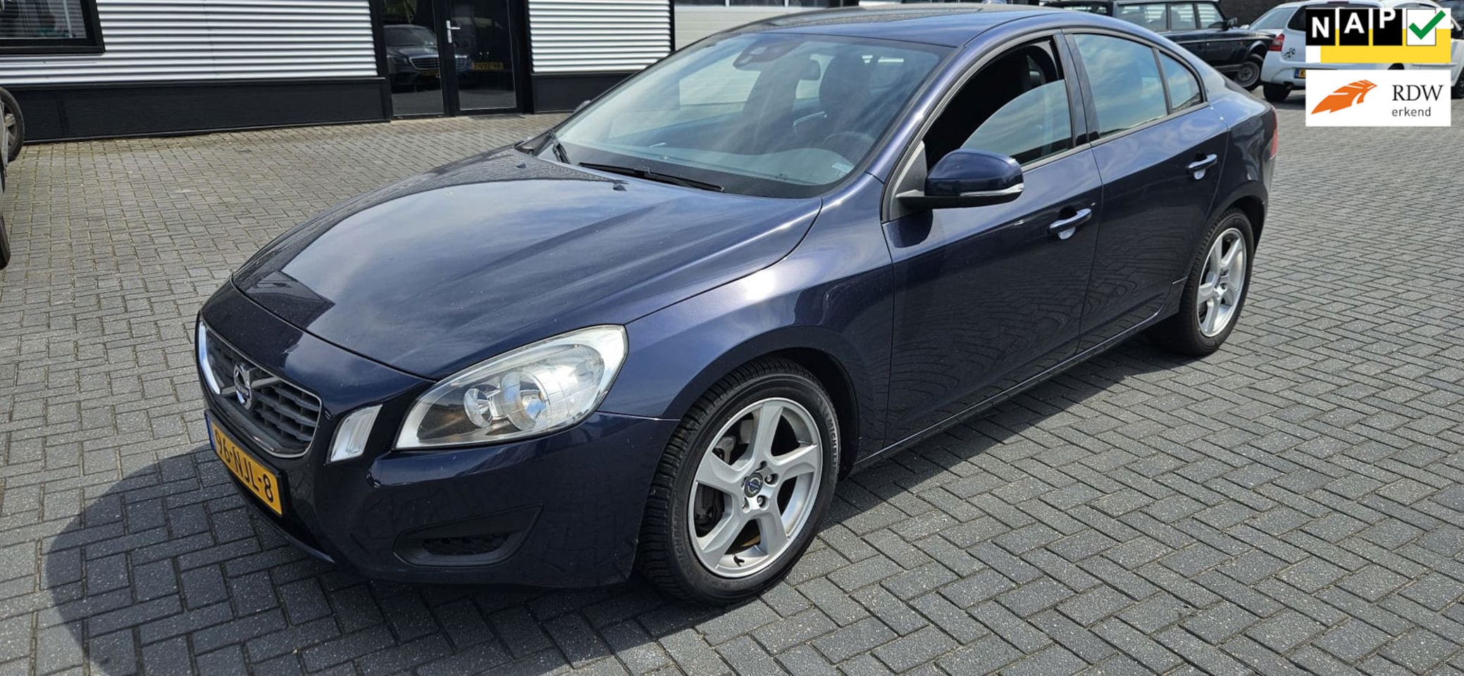 Volvo S60 - 2.0T Intro Edition AUTOMAAT - AutoWereld.nl