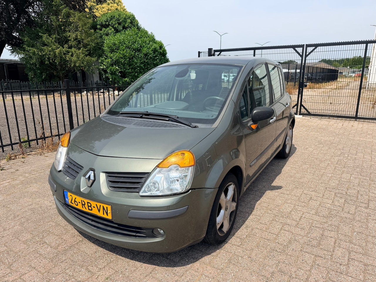 Renault Modus - 1.6-16V Privilège Luxe 1.6-16V Privilège Luxe - AutoWereld.nl