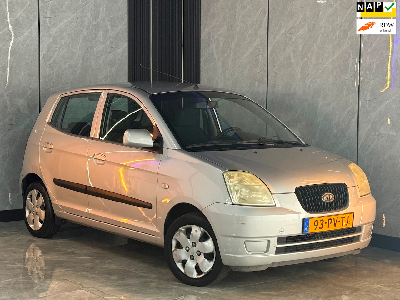 Kia Picanto - 1.0 LXE |Radio |elek. Ramen |New Apk - AutoWereld.nl