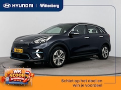 Kia e-Niro - DynamicLine 64 kWh | SoH 95% | Warmtepomp | Stoel + stuurverwarming | Navigatie | Camera |