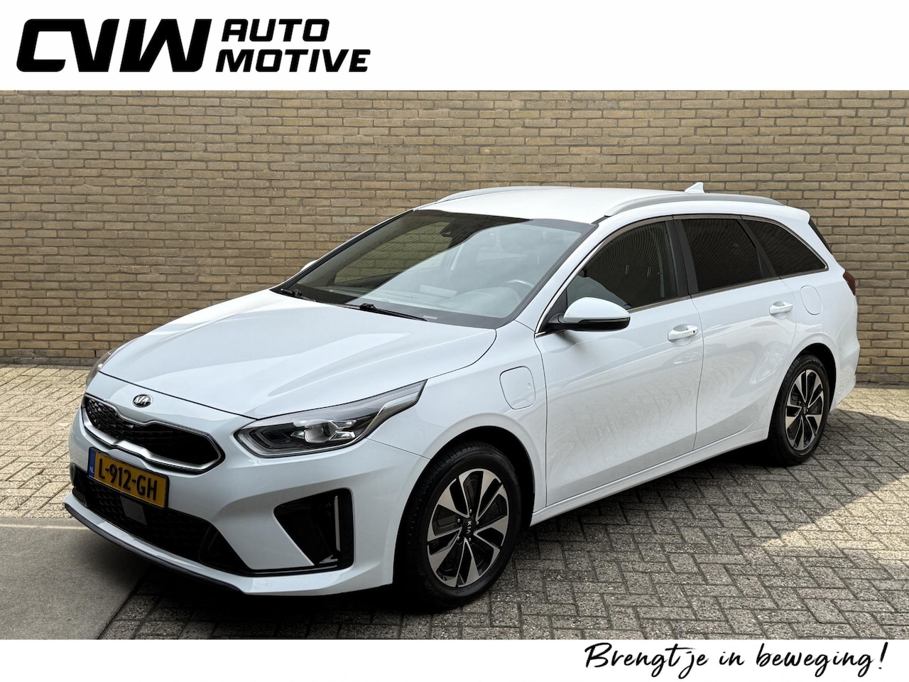 Kia Cee'd Sportswagon - Ceed 1.6 GDI PHEV DynamicPlusLine | Trekhaak afneembaar | Camera | Half lederen bekleding - AutoWereld.nl