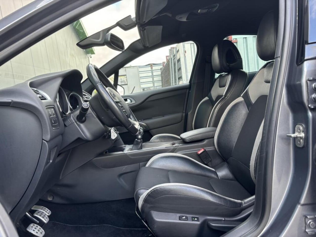 Citroën DS4 - 1.6 VTi So Chic | Airco | Cruise Control | Stoelmassage |
