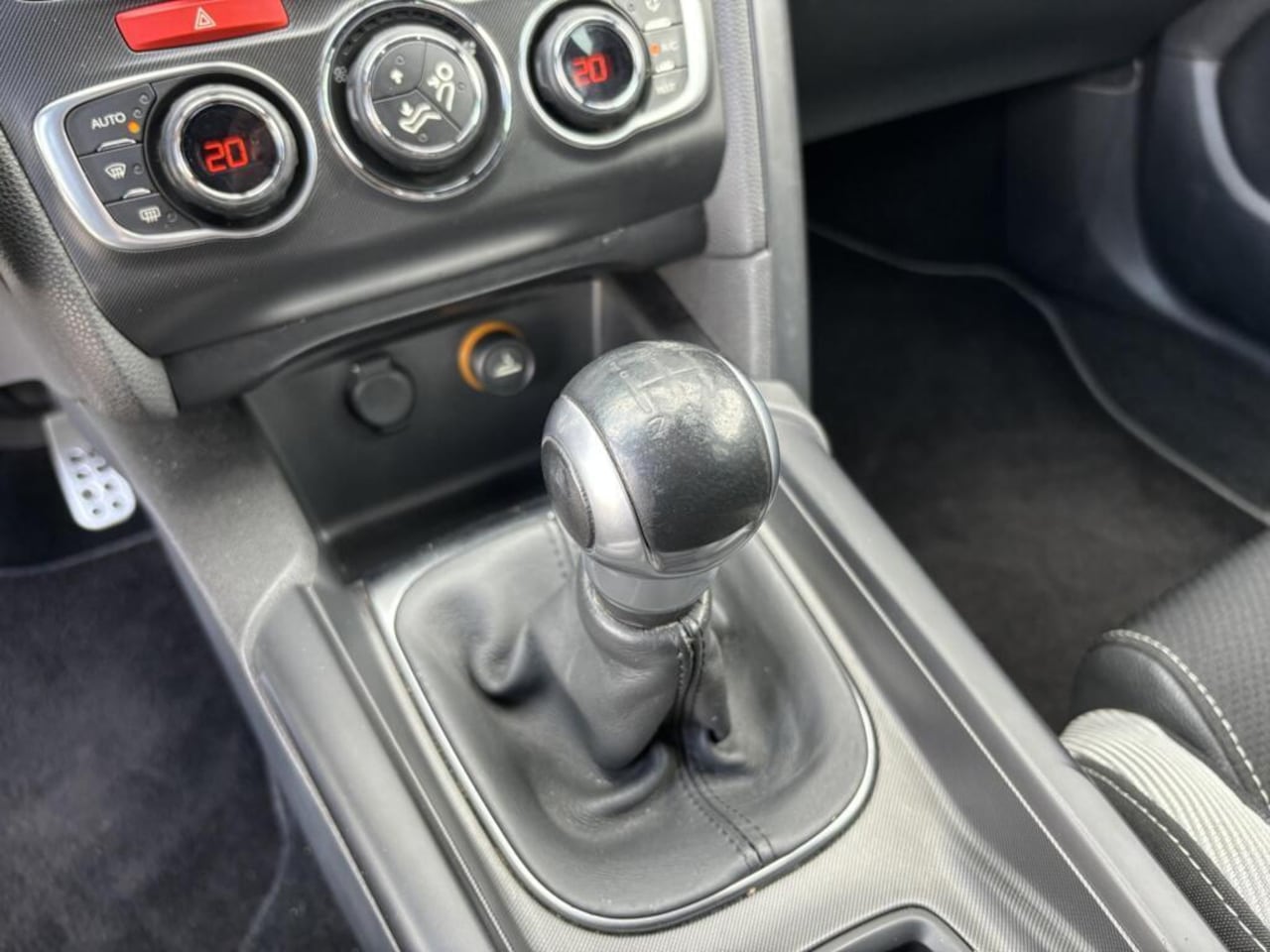 Citroën DS4 - 1.6 VTi So Chic | Airco | Cruise Control | Stoelmassage |