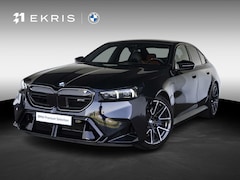 BMW M5 - | M Drive Professional | Comfort Pack | 20/21 inch | Iconic Glow exterieurpakket | Glazen