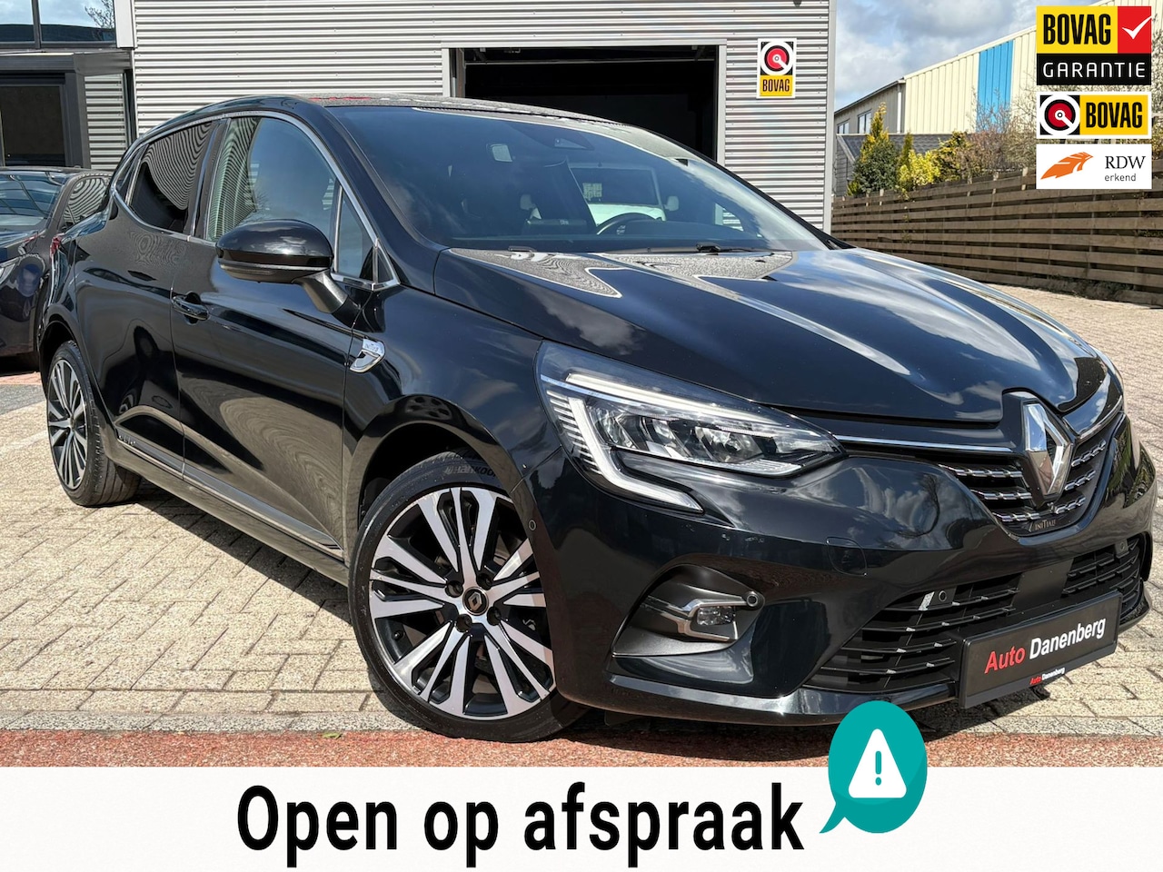 Renault Clio - 1.3 TCe Initiale Paris LEER!CAMERA!BOL-VOL! GARANTIE, AUTOMAAT - AutoWereld.nl