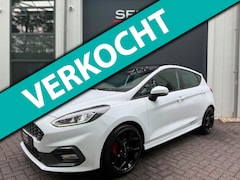 Ford Fiesta - 1.5 EcoBoost ST-3 Performance 200 Pk Pano/Recaro/Xenon/Led/Cruise Control/Climate Control/
