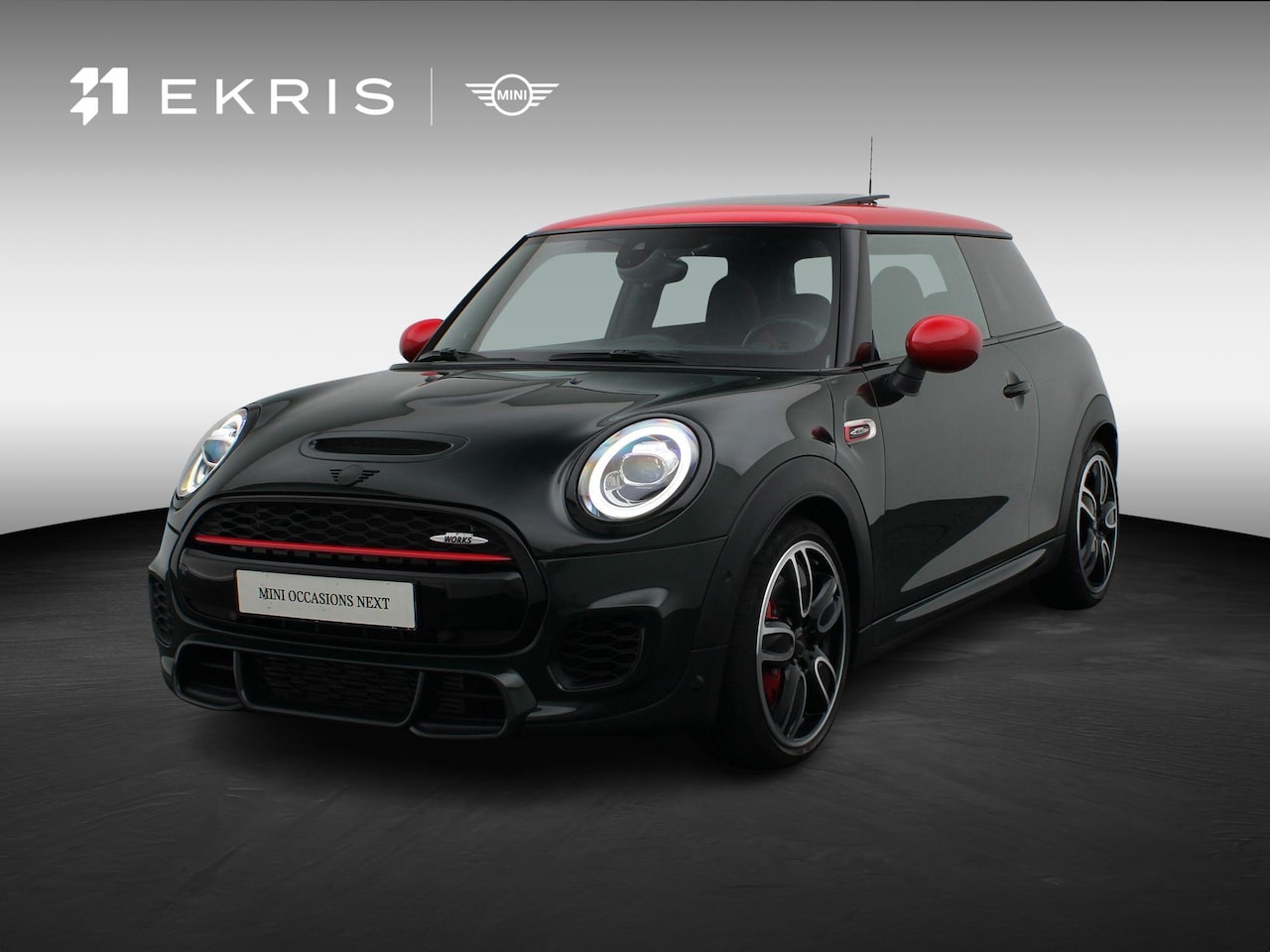 MINI 3-Deurs - John Cooper Works Serious Business + Comfort Access + 	Achteruitrijcamera + 	Glazen panora - AutoWereld.nl