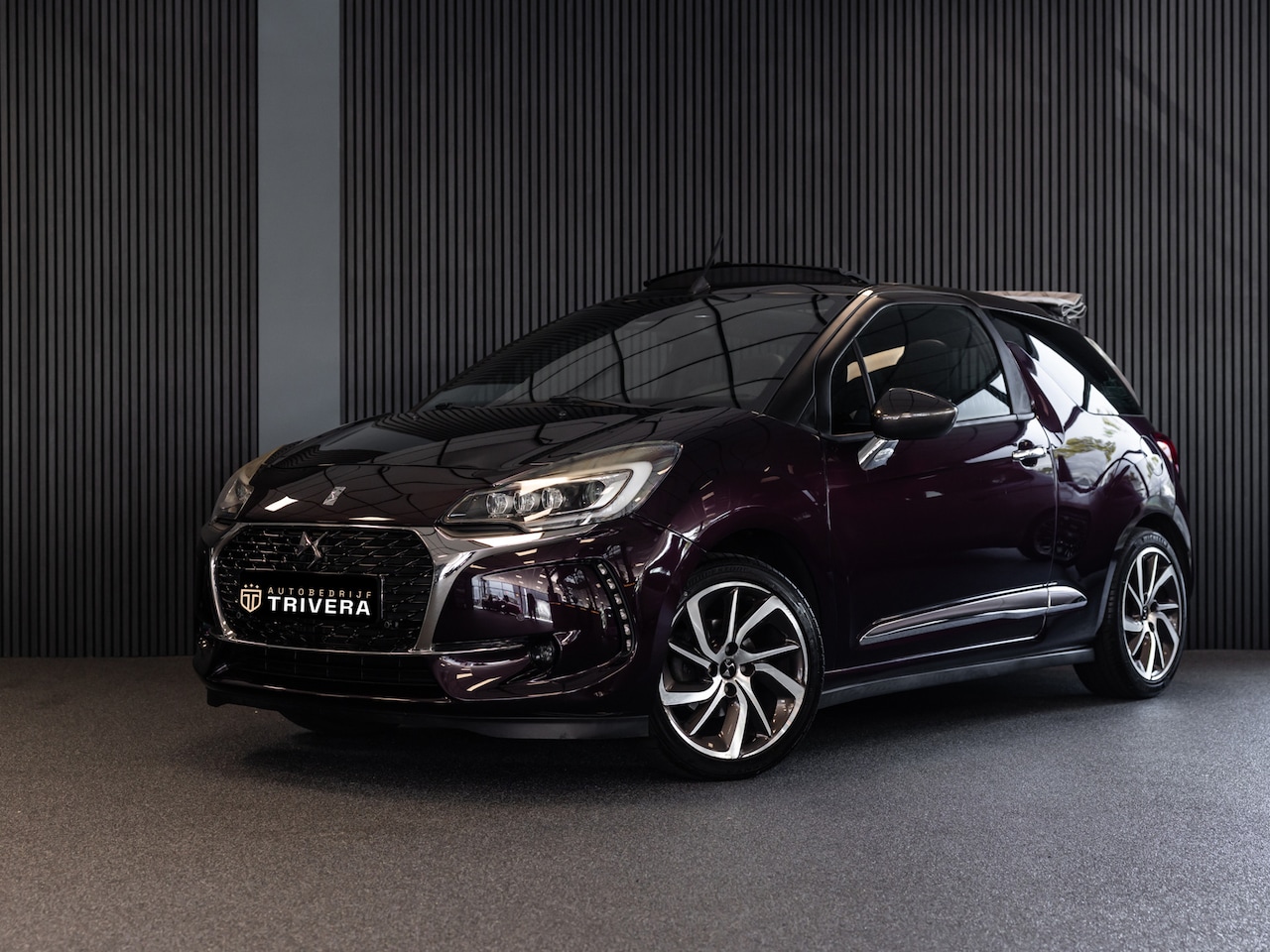 DS 3 Cabrio - 1.2 PureTech Sport Chic Limited Ed. Paris l l FULL OPTION l CLIMA l CAMERA l NAV l Dealer - AutoWereld.nl