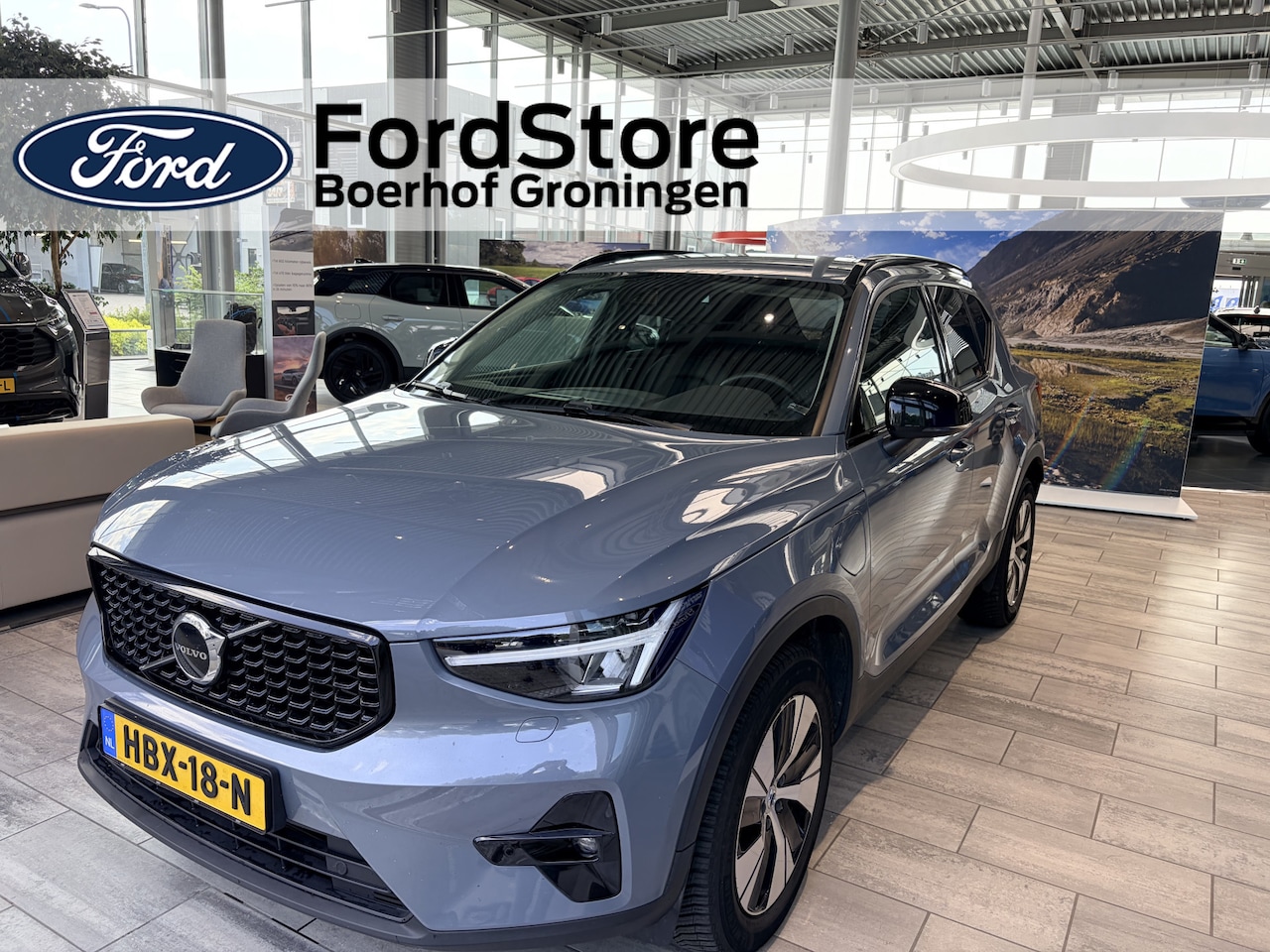 Volvo XC40 - 1.5 T5 Ultra Dark | Camera | Elektrische Achterklep | Stuurverwarming | Voor en Achter Sto - AutoWereld.nl