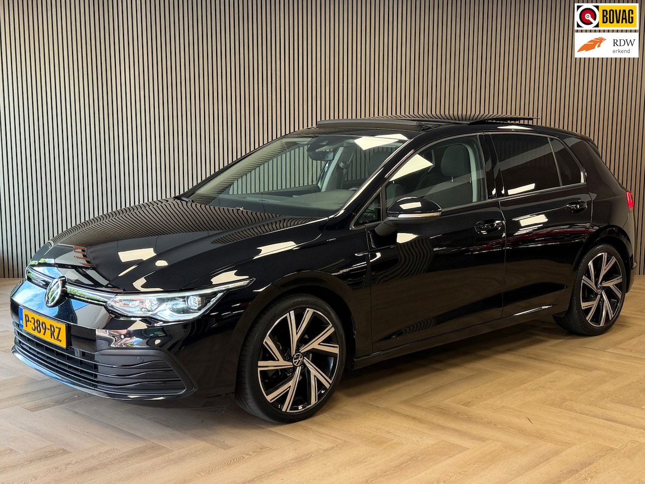 Volkswagen Golf - 1.5 eTSI DSG PANO MASSAGE CAMERA VIRTUAL COCKPIT SFEERVERLICHTING STOELVERWARMING NAVIGATI - AutoWereld.nl