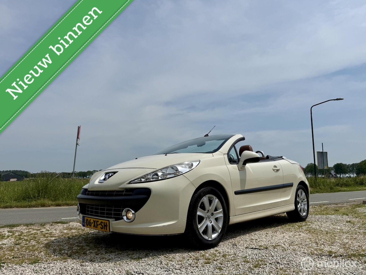 Peugeot 207 CC - 1.6 VTi Première 1.6 VTi Première, BJ 2007, Leer, Nette Staat - AutoWereld.nl