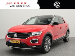 Volkswagen T-Roc - 1.5 TSI 150 PK DSG Automaat | LED Plus | Panoramadak | Navigatie | Trekhaak | Elek. Koffer