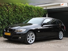 BMW 3-serie Touring - 320i Business Line | Dealeronderhouden