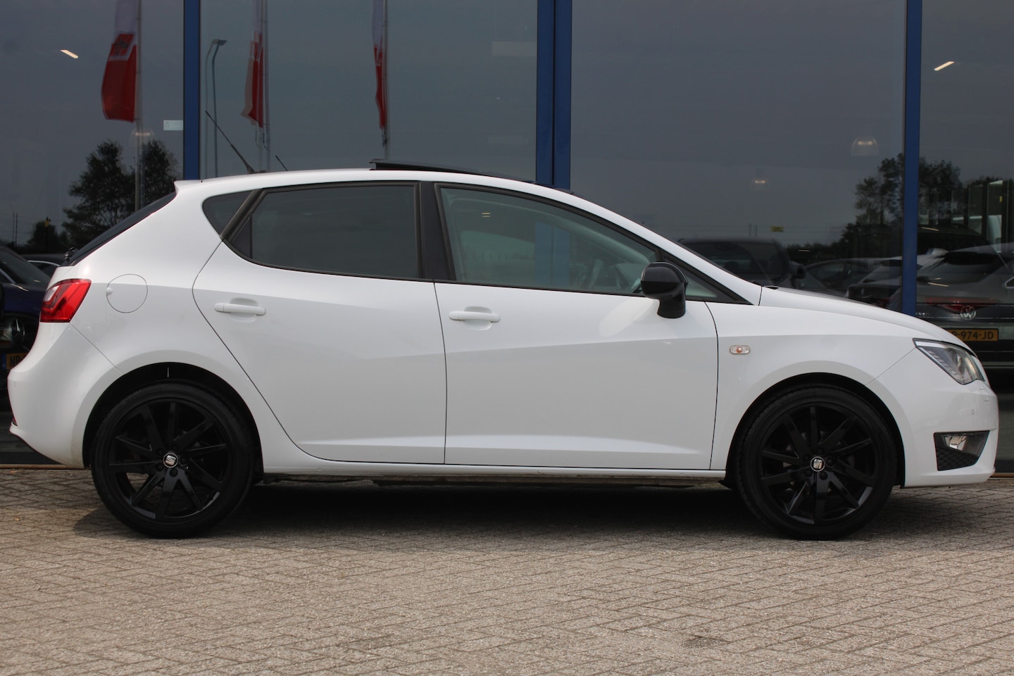SEAT Ibiza - 1.0 EcoTSI FR Connect PANORAMADAK CARPLAY XENON - AutoWereld.nl
