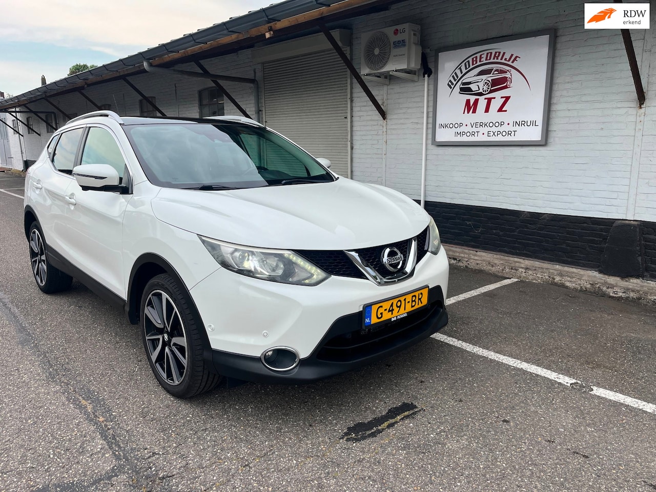 Nissan Qashqai - 1.2 TEKNA | AUT.|360. CAM|PANO|KEYLESS |XENON - AutoWereld.nl