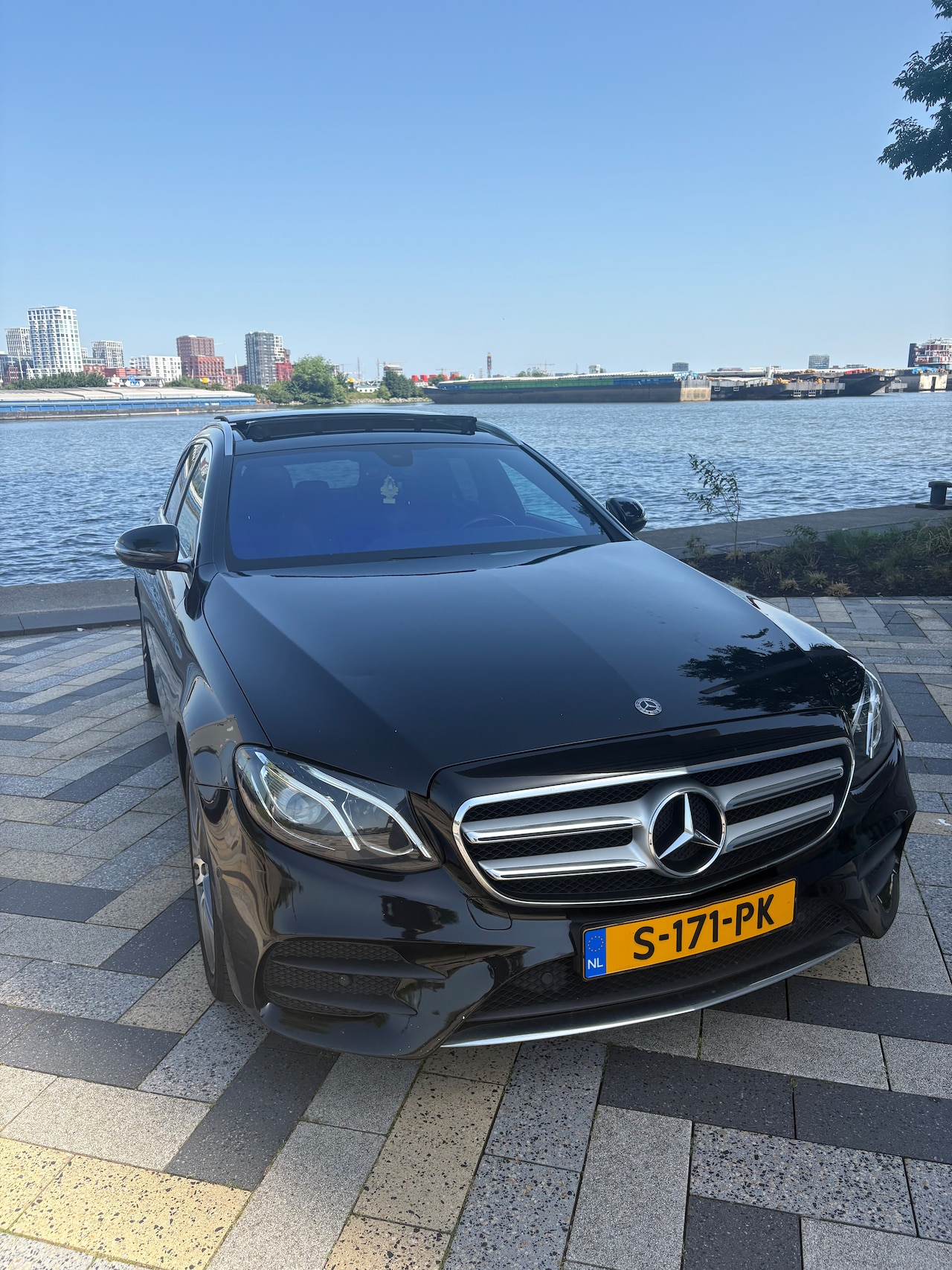 Mercedes-Benz E-klasse Estate - 220 d Business Solution AMG - AutoWereld.nl