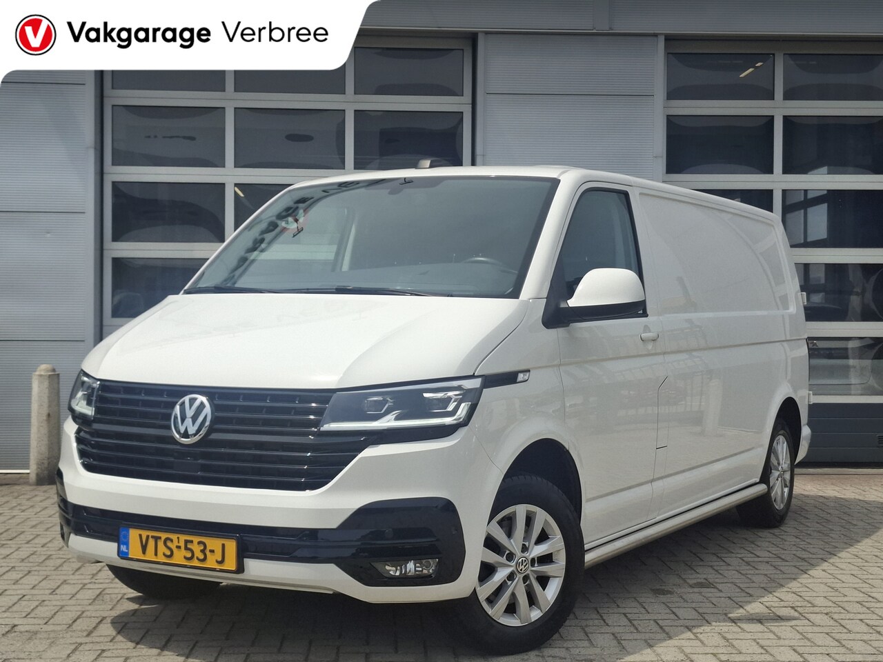 Volkswagen Transporter - 2.0 TDI L2H3 28 Highline | Android/Apple Carplay | LM Velgen 16" | Cruise Control | Sideba - AutoWereld.nl