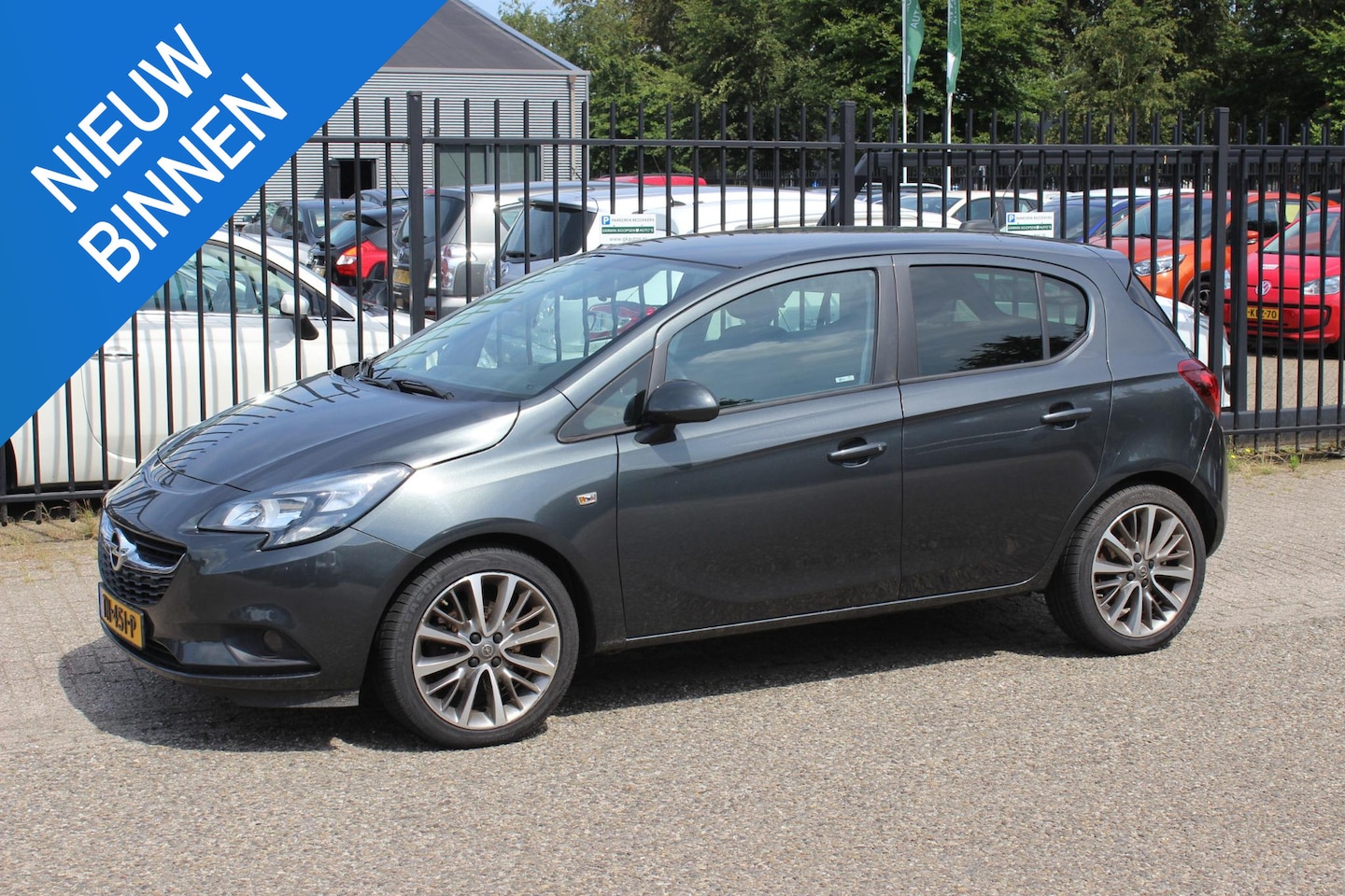 Opel Corsa - 1.4 1.4 5 drs, Lees A.U.B. tekst! - AutoWereld.nl
