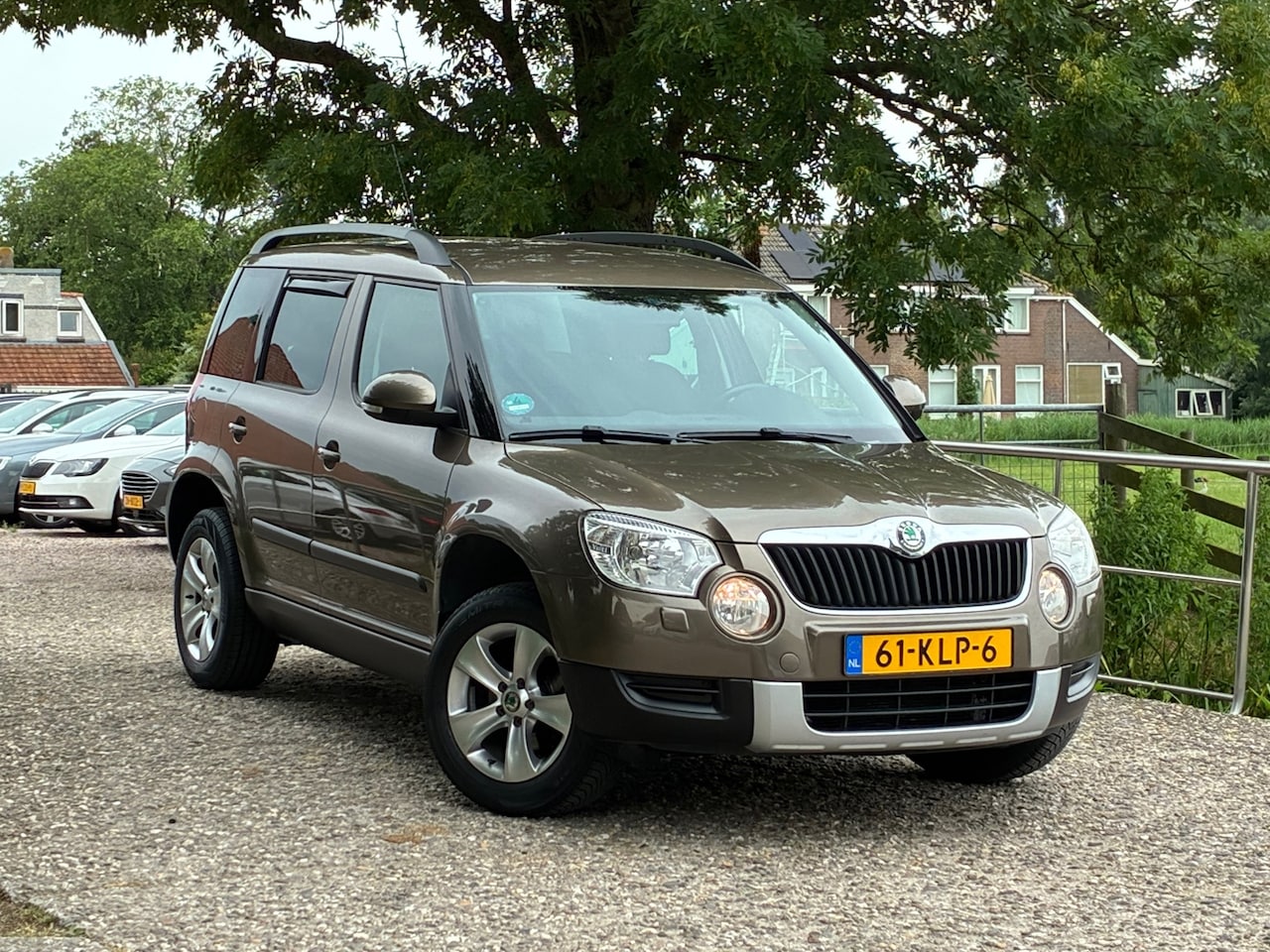 Skoda Yeti - 1.2 TSI Ambition | Cruise + Clima nu € 4.450,-!!! - AutoWereld.nl