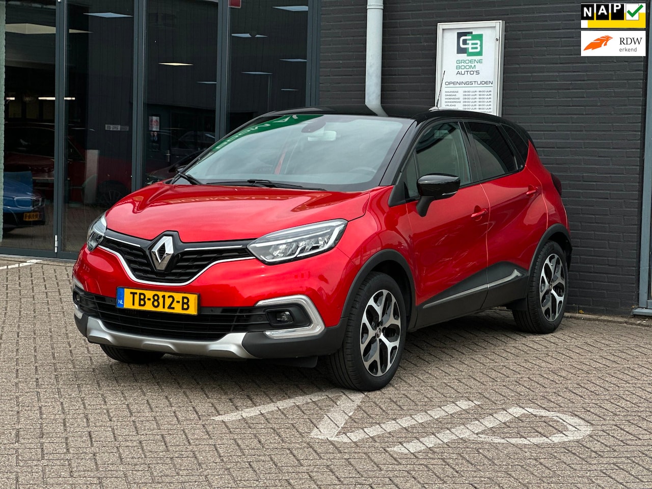 Renault Captur - 0.9 TCe Intens/1STE EIG/NAVI/CAMERA/PARKEERSENSOR/NL-AUTO NAP!! - AutoWereld.nl