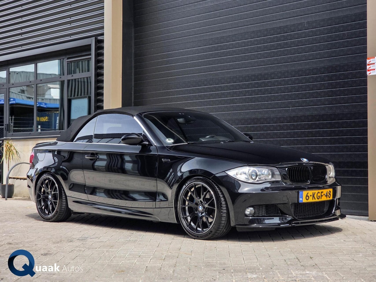 BMW 1-serie Cabrio - 125i M-Sport | KEYLESS | LEDER | XENON | 6-CILLINDER | TREKHAAK - AutoWereld.nl