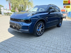 Lynk & Co 01 - 1.5 PHEV HYBRID 261 PK 6.6kw lader (BOVAG/RIJKLAARPRIJS)