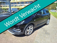 Opel Grandland X - 1.2 Turbo Innovation Automaat LED Navi Trekhaak 1200kg